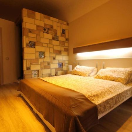 Zyz Holiday Home Палермо Екстериор снимка